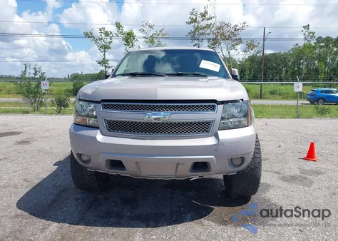 2007 Chevrolet Suburban 1500 Lt from USA, damaged, VIN 3GNFC16J27G102386